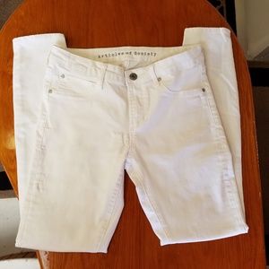 NWOT Articles of Society Solid Wht Skinny Jeans 28